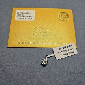 Moissanite Pendant with Certificate 1.8ct